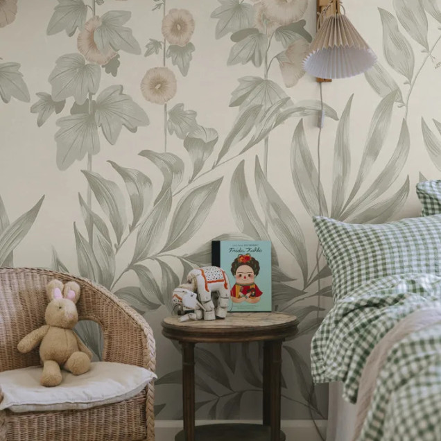 Tapet floral pastelat în decor interior