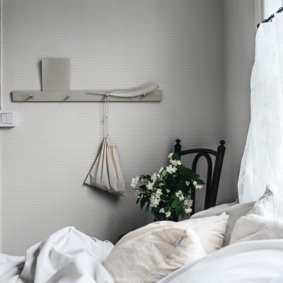 Tapet Ruta Gray, lavabil, cu design modern și elegant, perfect pentru dormitoare, camere de zi sau birouri.