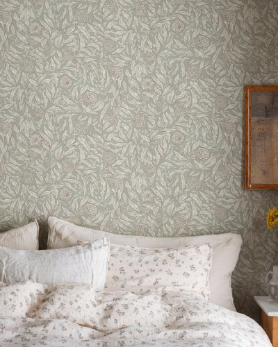 Tapet floral, cu design delicat, in nuanțe de verde salvie