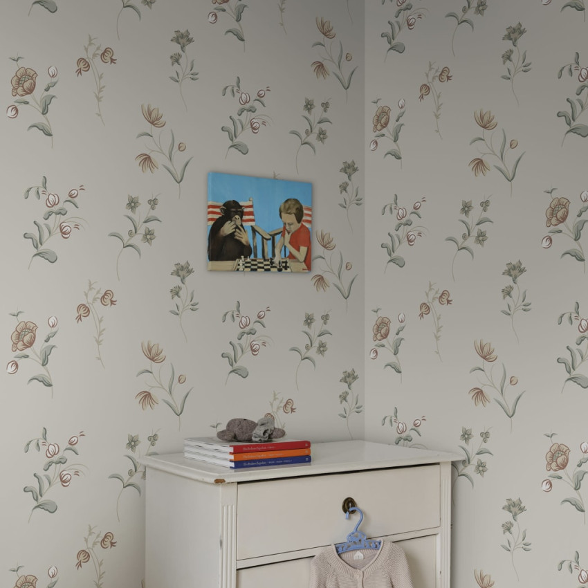 Tapet floral Hanna Misty Blue cu model discret si minimalist, cu nuante de albastru si galben pastel