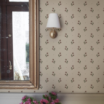 Tapet floral elegant cu tonuri burgund