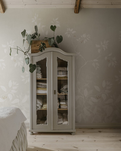 Tapet floral elegant în nuanțe de sandstone