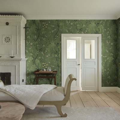 Tapet verde cu model floral în living