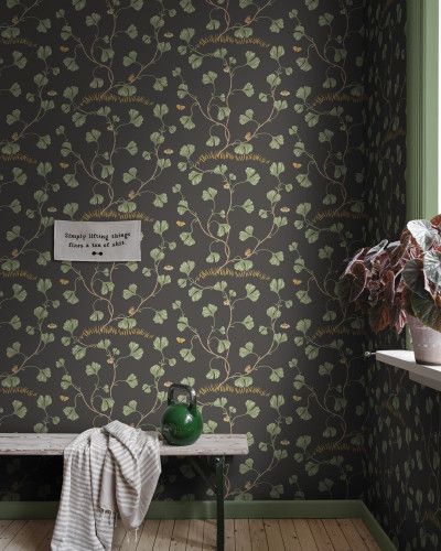Tapet floral elegant cu frunze verzi pe fundal gri antracit
