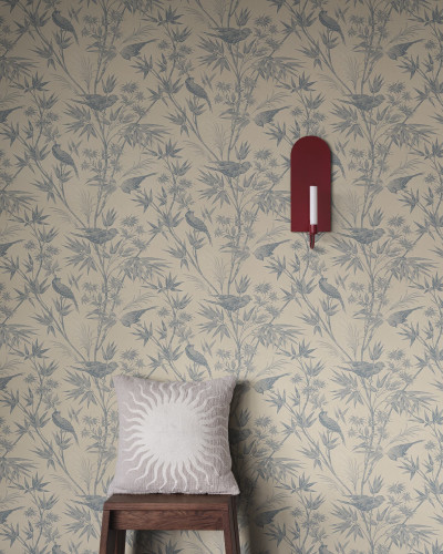 Tapet floral cu păsări indigo