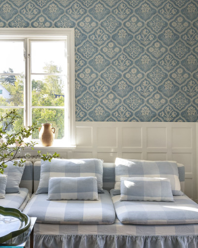 Tapet floral albastru cu design elegant