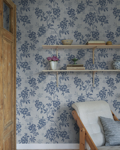 Tapet floral albastru, design interior elegant