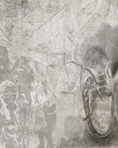 Tapet Don't Be Shy Warm Grey, design abstract in nuante de gri cu siluete estompate si trasee subtile.