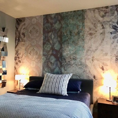Tapet vintage Palazzo, Affresco, cu design inspirat din arta renascentista, in nuante de gri, verde si auriu.