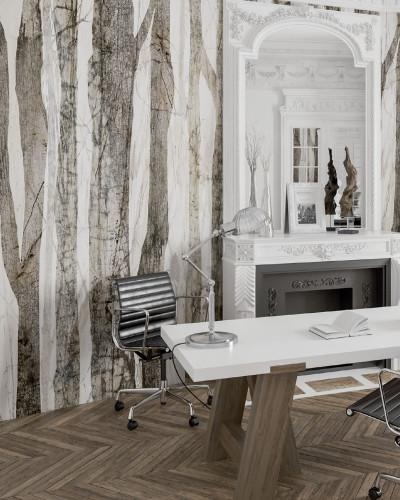 Forest, Brown - Tapet cu imprimeu minimalist, cu trunchiuri de copaci în nuanțe de maro și alb, perfect pentru spații moderne.