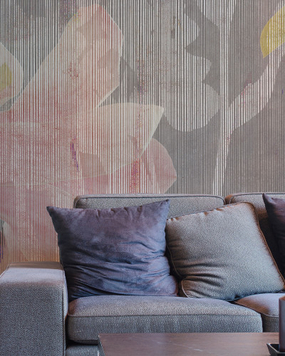 Tapet floral modern cu flori de magnolia colorate, pe un fundal gri cu dungi subtile.