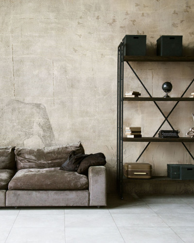 Wallpaper modern cu design industrial, Africa, Sand, cu textură de beton, siluetă de elefant și stol de păsări.