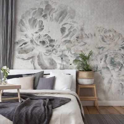 Tapet floral Plumier, alb, cu flori delicate în nuanțe de gri și alb.