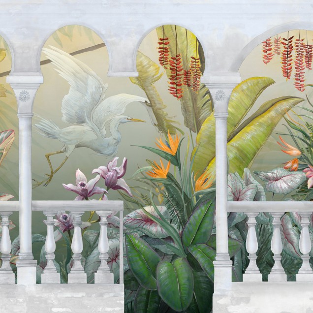 Tapet decorativ cu design exotic, Arcadia, Temple, cu o pasare albă în zbor printre frunze de palmier și flori colorate.