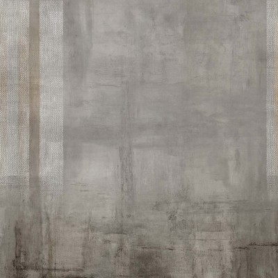 Tapet modern cu textura de beton gri si doua benzi verticale subtile.