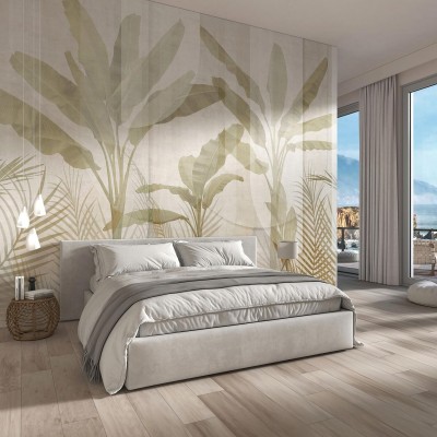 Tapet cu un design tropical elegant si modern, cu frunze de palmier in nuante calde, pe un fond texturat.