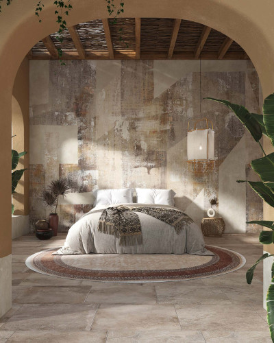 Tapet cu design inspirat din natura, cu culori calde si texturi naturale, ideal pentru dormitor.