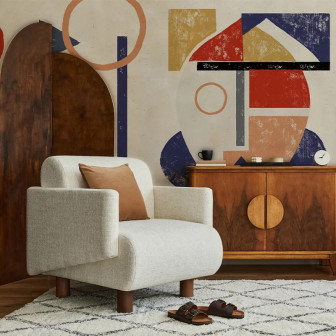 Fototapet personalizat cu design abstract modern și scaun confortabil într-un living amenajat.