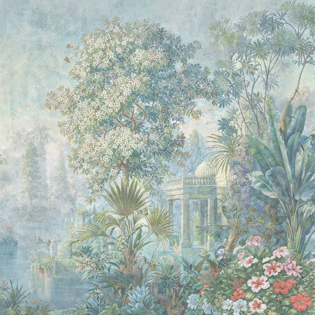 Fototapet cu peisaj de grădină luxuriantă, cu arbore înflorit, vegetație tropicală și ruine clasice, într-o atmosferă cețoasă.