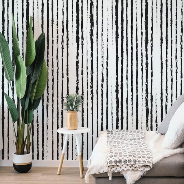 Tapet cu dungi negre pe fond alb, perfect pentru un design vintage modern