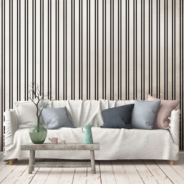 Tapet cu dungi negre și albe, design modern și elegant, perfect pentru dormitor, sufragerie sau birou.