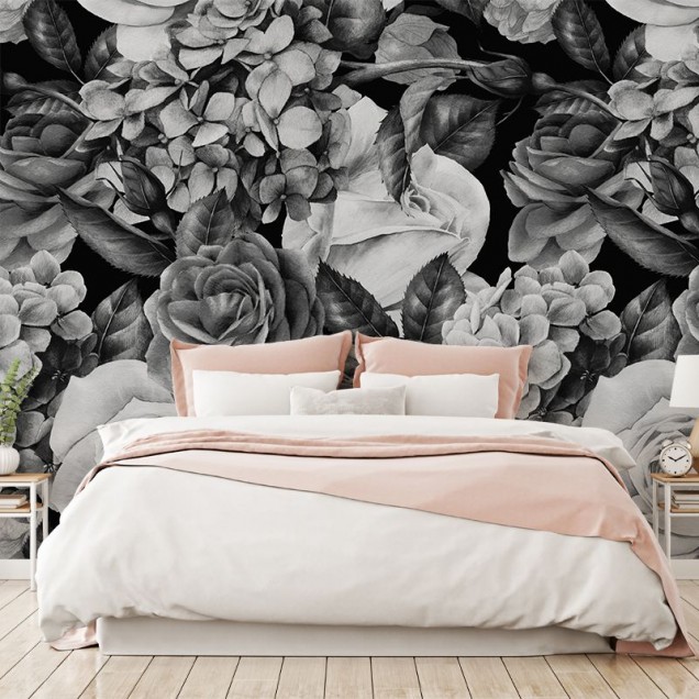 Tapet floral modern în nuanțe de gri și negru, cu flori delicate de trandafiri și hortensie.