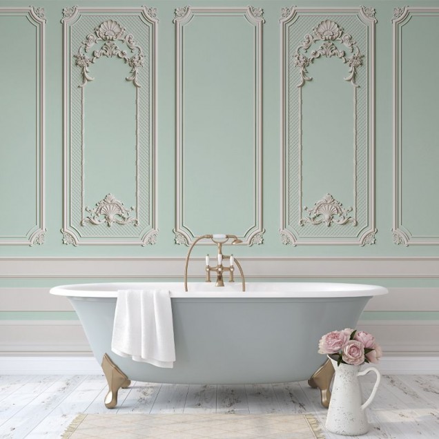 Tapet cu design clasic elegant, cu panouri decorative de inspirație franceză, bază verde deschis și detalii albe delicate.