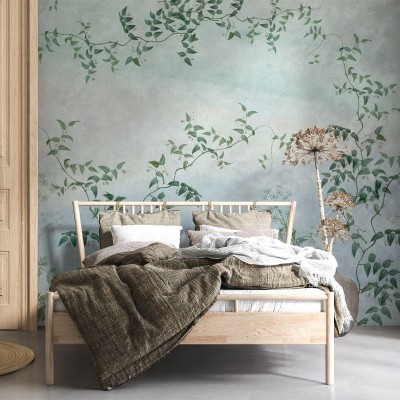 Tapet floral Pastel Jasmine, cu nuanțe delicate de verde și flori albe, ideal pentru a crea o atmosferă elegantă și relaxantă în dormitor, living sau hol.