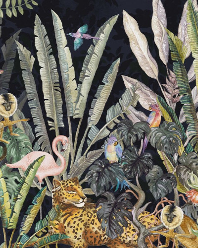 Tapet Wonderland Jungle - o junglă plină de viață cu flori tropicale, păsări, maimuțe, un flamingo roz și un leu cu blană de leopard