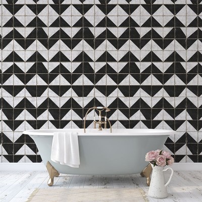 Tapet geometric cu triunghiuri alb-negru, perfect pentru baie