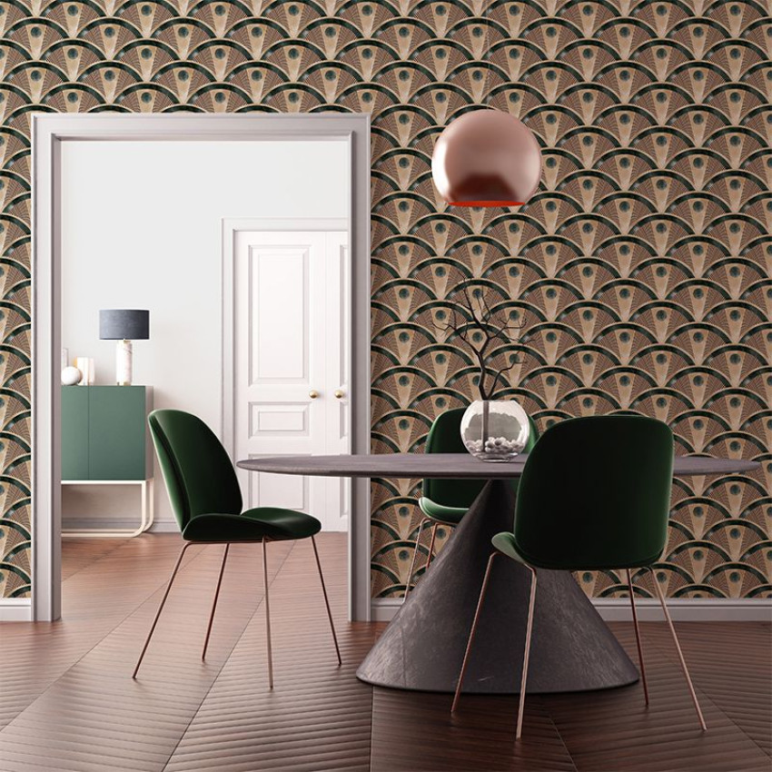 Tapet cu model geometric Art Deco, în nuanțe de roșu, auriu și verde.