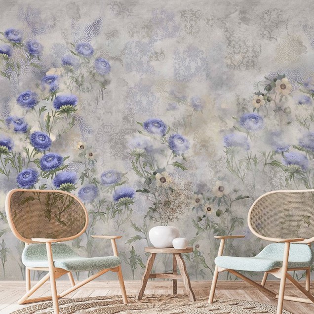 Tapet floral cu buchet de carline indigo într-un dormitor elegant
