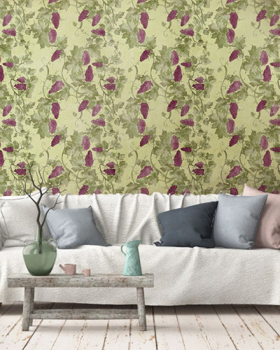 Tapet Vrancea, cu design clasic floral, inspirat din natură, cu frunze verzi și ciorchini de struguri roșii.
