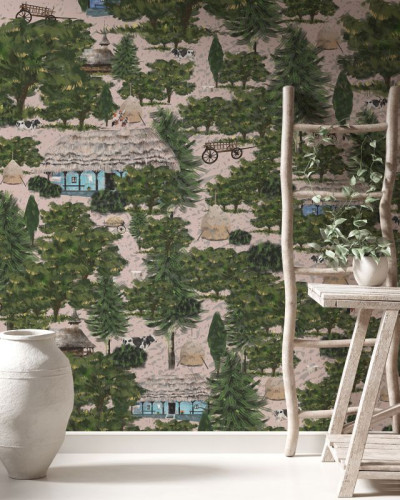 Tapet cu design rustic, cu o casă tradițională și copaci pe un fundal verde.