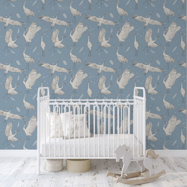 Tapet Pure Feathers cu macarale albe pe un fundal albastru deschis