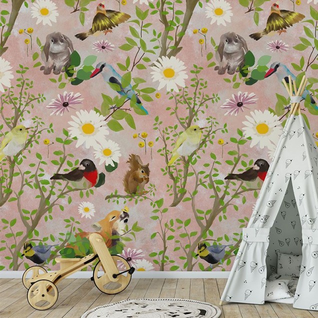 Wallpaper Fairy Forest in watercolor pink, cu pasari colorate, iepurași simpatici și flori delicate.