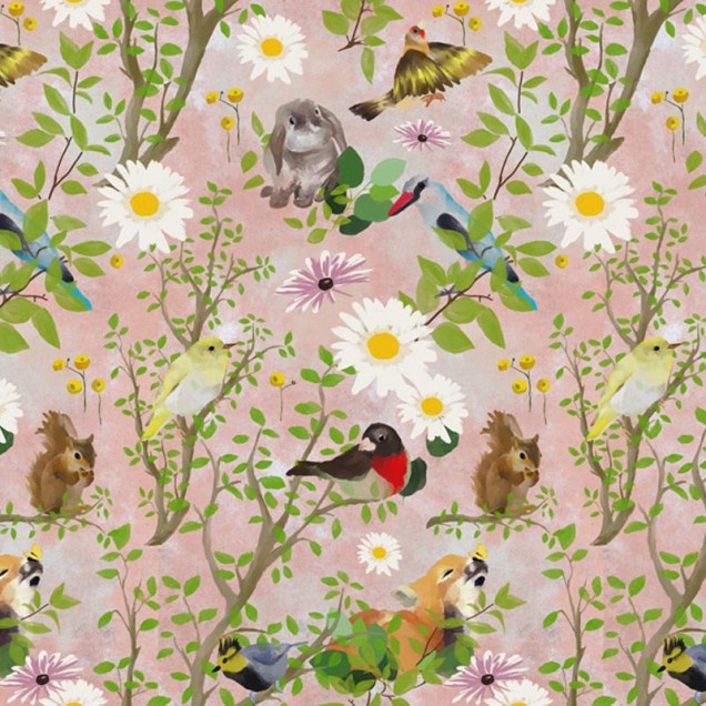 Wallpaper Fairy Forest in watercolor pink, cu pasari colorate, iepurași simpatici și flori delicate.