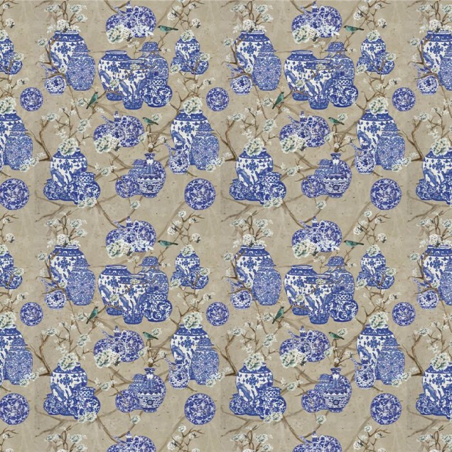 Tapet cu design delicat de vase din porțelan albastru și alb, cu flori de cireș delicate, perfect pentru living, dormitor sau hol.