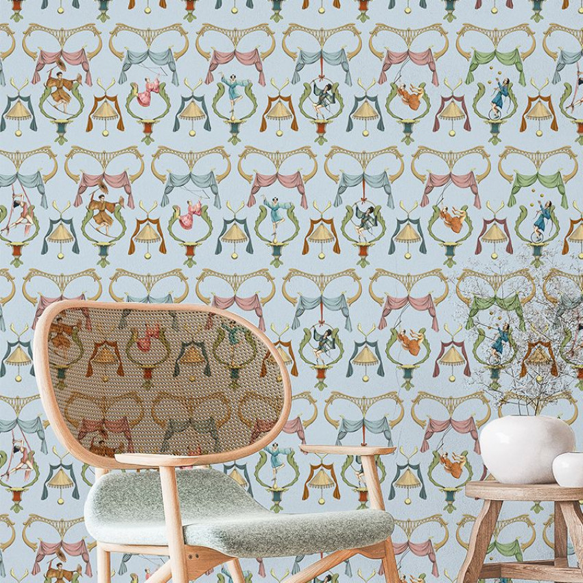 Tapet Pagliacci light blue, un tapet cu un design unic și elegant, care va aduce o notă de eleganță și originalitate în orice cameră.