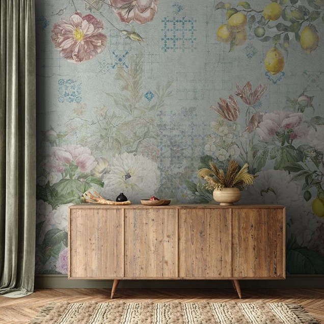 Tapet floral Flutter of Wings Blue, cu fluturi și flori delicate, pe fundal albastru