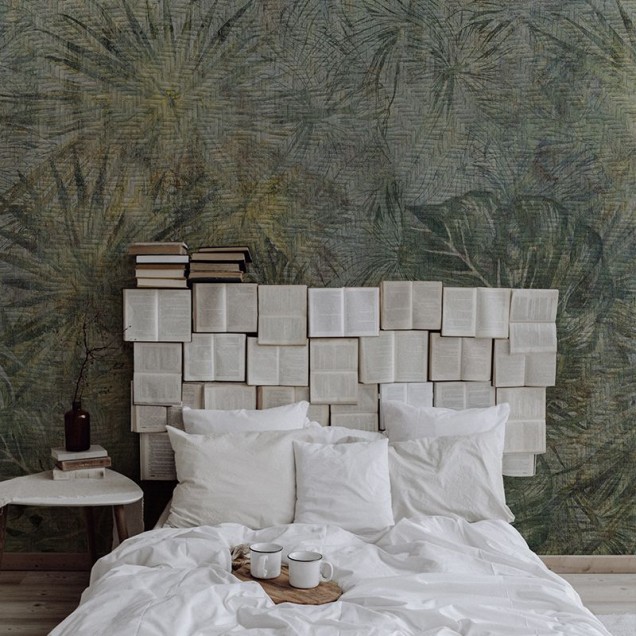 Tapet cu design modern, Halcyon Misty Teal, cu nuanțe de verde și albastru, perfect pentru a crea o atmosferă relaxantă.