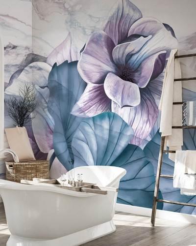 Tapet floral cu nuanțe de mov și albastru, cu un design delicat.