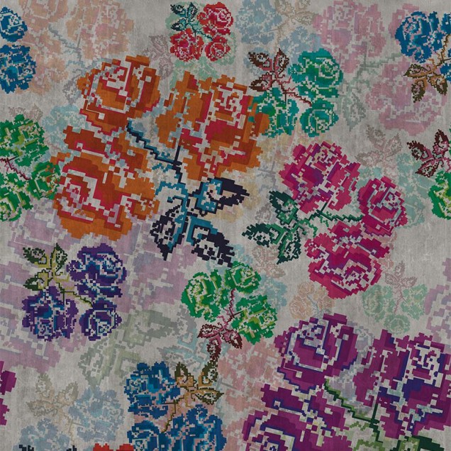 Tapet cu design floral inspirat din broderia tradițională românească.