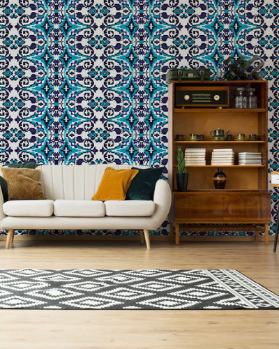 Tapet Carpetă (albastră) cu design geometric elegant, în culori albastre și albe, decorând un living modern