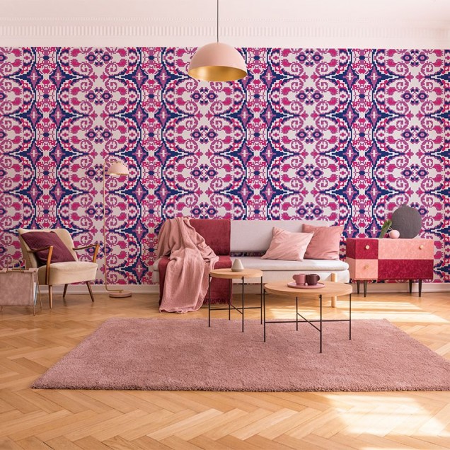 Tapet Carpetă (roz), cu model geometric complex, inspirat din arta tradițională.