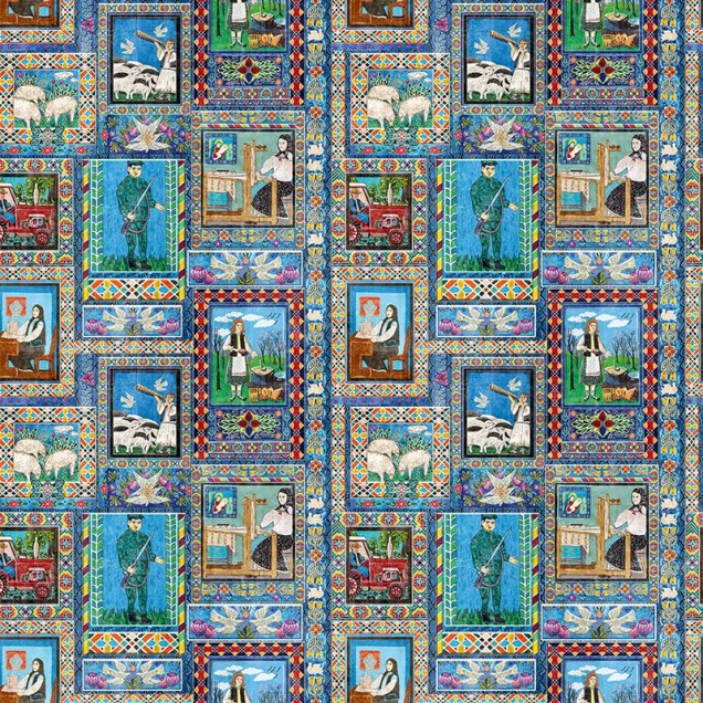 Tapet cu design tradițional, cu motive geometrice și imagini colorate, perfect pentru a adăuga o notă vibrantă casei tale.