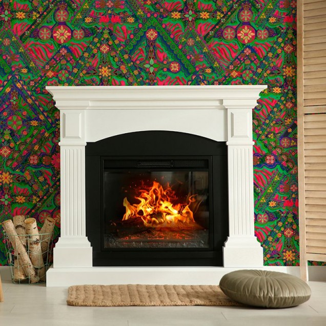 Tapet cu design floral si geometric, in culori vibrante, ideal pentru decorarea livingului, dormitorului sau bucatariei.