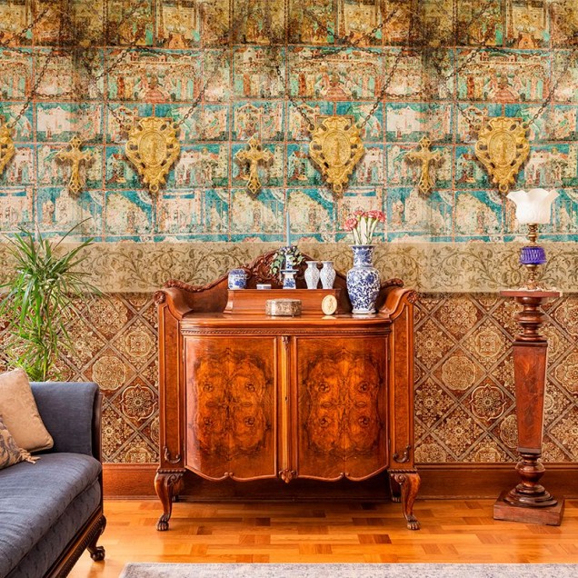 Tapet Smerenie cu design geometric medieval, culori calde și tonuri pastelate, perfect pentru dormitor, living sau birou