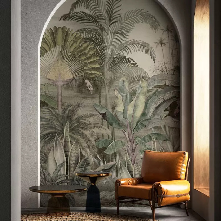 Tapet Cythera cu design exotic, cu palmieri impunatori, in culori neutre, perfect pentru living, dormitor sau baie.