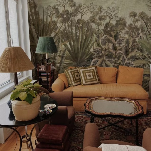 Tapet cu design exotic, ce prezintă plante tropicale și palmieri